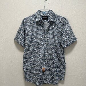 Robert Graham, short sleeve button-down size medium tailored fit, like new